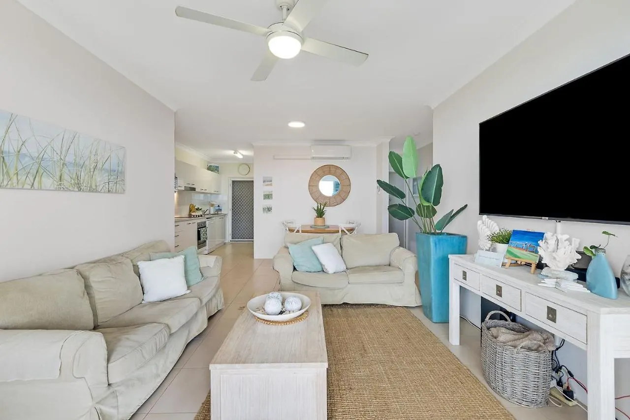 Longbeach Unit 12 Apartment Gold Coast 0*,  Australia